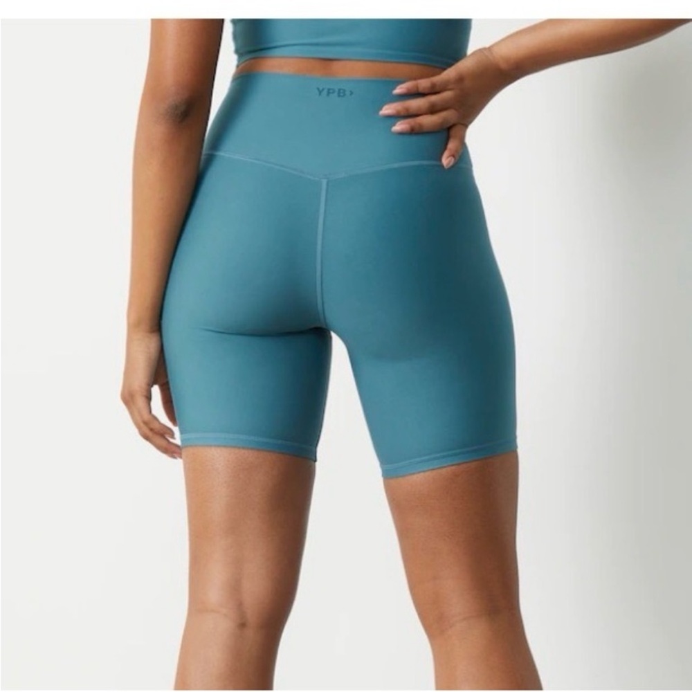 YPB | sculptlux biker shorts 7 inch inseam - Picture 3 of 7